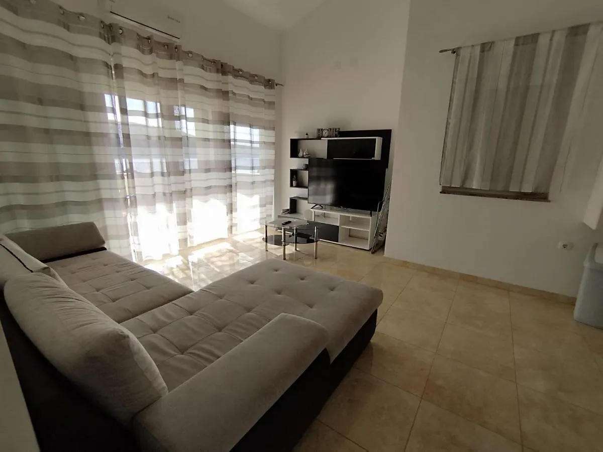 Apartmani Bakran Lopar Croatia